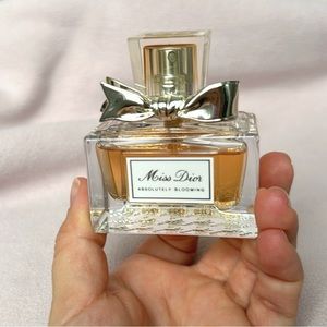 Miss Dior absolutely blooming perfume